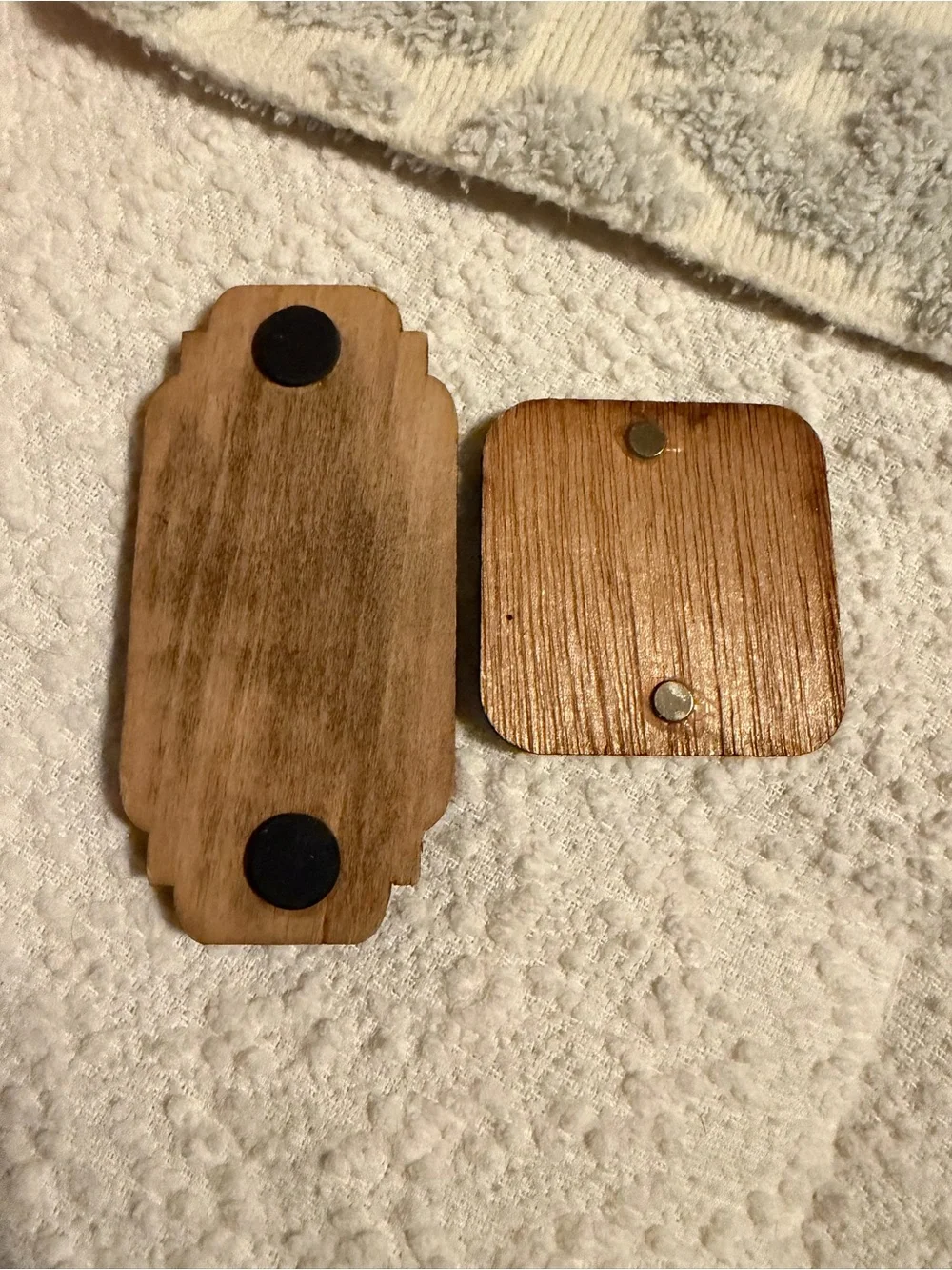 Handcrafted Wooden Cat magnets  - Brown and Tan